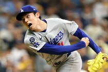 救援初失点の佐々木朗希にスネルから“異例の苦言”「もっと上手くゾーン内へ投げ込まなければ」現地記者は球速低下（163.5km→157.7km）を指摘