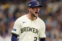 死球だったら同点に…「自然な反応だった」ブルワーズ指揮官、25歳内野手の“回避”を擁護 「選手第一の姿勢を示し、若手選手を批判から守った」と米メディア