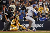 NHK解説者が大谷翔平の“バッティングの変化”を指摘「地区シリーズから変わりました」20打席ぶり安打で貴重な追加点！