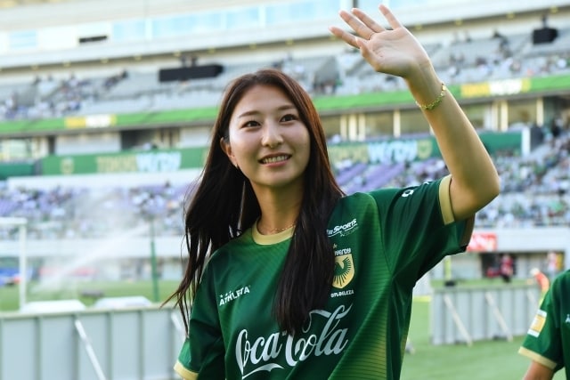 「完璧なオフ」なでしこ塩越柚歩がハロウィンイベントを開催！ コスプレ姿に脚光「良いなぁ」「素晴らしいです」