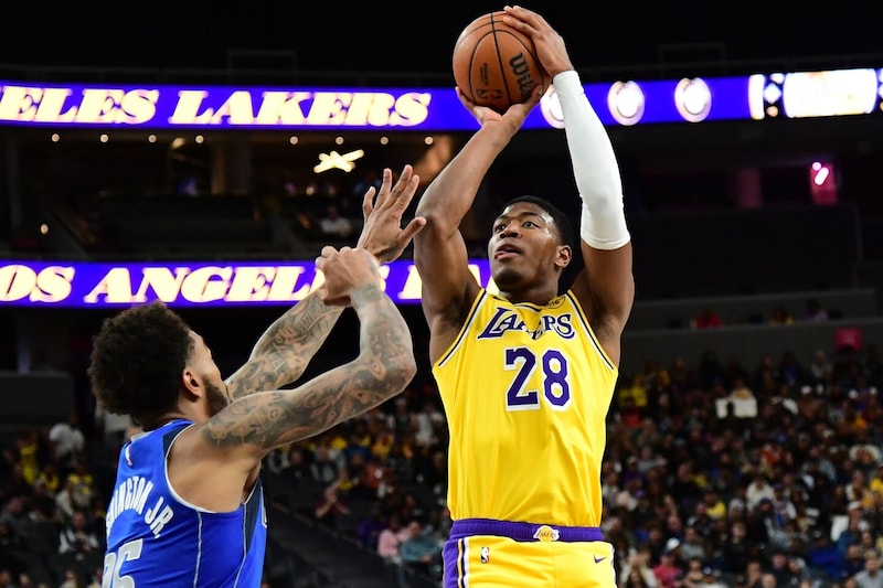 【NBA】八村塁、主力欠場のチームを牽引する19得点!十八番のミドルジャンパーで第2Qには9連続得点も<DUNKSHOOT>