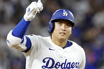 「史上最高のPSパフォーマンス」大谷翔平の“極上の二刀流”３HR＆10Kに米記者脱帽「１人の人間が野球をどれだけ完璧にこなせるかの限界に近い」