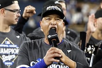 「あと４勝して、本当に野球を台無しにしよう」ロバーツ監督が“アンチ・ドジャース”に痛烈メッセージ「競争力を維持するには、そうあるべき」NY紙も反応「準備を整えている」