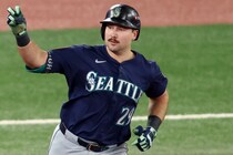 マリナーズ“悲願成就”ならず…イチロー殿堂入り＆ローリー本塁打王の明るい話題も、痛恨の逆転負けで球団初のWS進出ならず涙