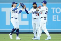 「大谷翔平ほどではないが、それでも記録」ひっそりPSで歴史を築いていたドジャース選手「与えられた自分の役割をこなすだけ」LA紙が注目