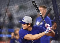 大谷翔平がフリー打撃で衝撃の柵越え連発→ドジャース同僚は絶句…異例な光景に米騒然「ほぼ全員を驚かせた」