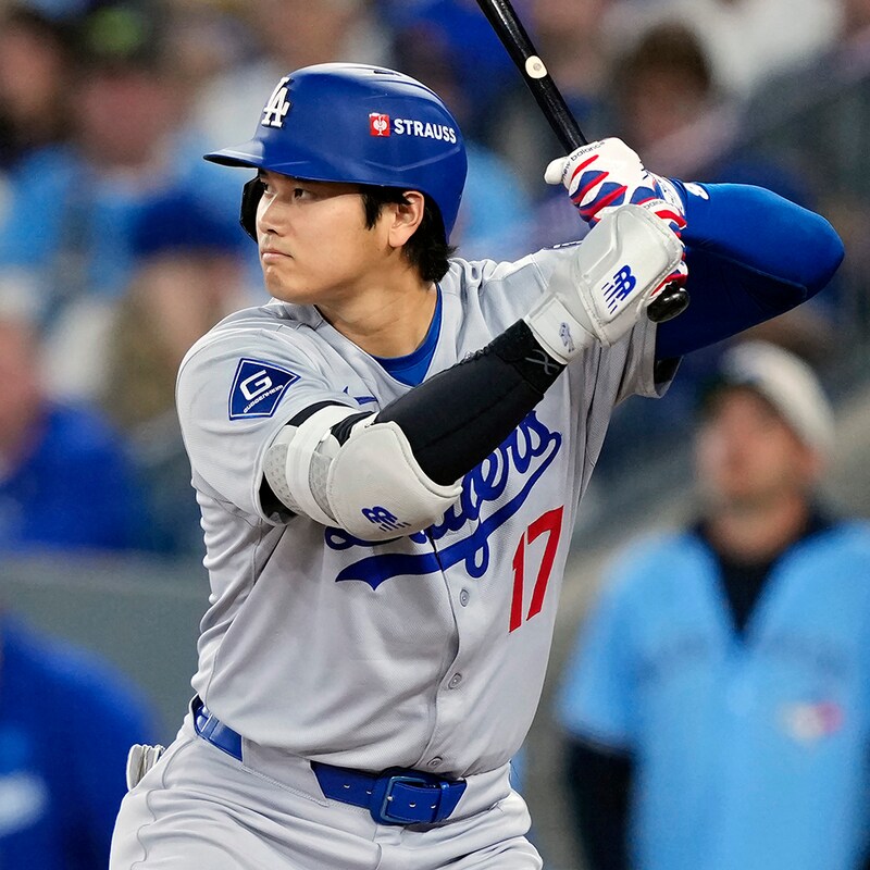 大谷翔平の第４打席は一死一塁の場面でヒット。ドジャースは８回表を終えて５－１とリード【ワールドシリーズ第２戦・ブルージェイズ戦】