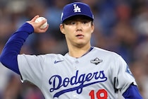 20打者連続アウト＆完投勝利の山本由伸、ブルペンから見守ったカーショウが挙げたキーポイント「最も素晴らしかったのは…」