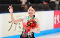 「お似合いのカップル」アイスダンス挑戦発表の紀平梨花が帰国報告、新パートナーと笑顔の２Sピース　11月１日に国内デビュー戦