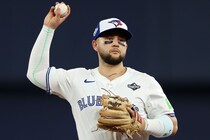 ブルージェイズ指揮官、WS第３戦は主軸を再び“二塁起用”を明言　勝負を分けるポイントは「リリーフ陣の駆け引き」