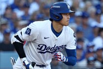 大谷翔平、ワールドシリーズ第３戦・第１打席は“サイ・ヤング賞３回”シャーザー投手からエンタイトル２塁打【ブルージェイズ戦】