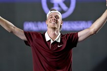 新婚のシャポバロフが復活を支えた妻への感謝を語る「良い時も悪い時も見てきてくれた」＜SMASH＞