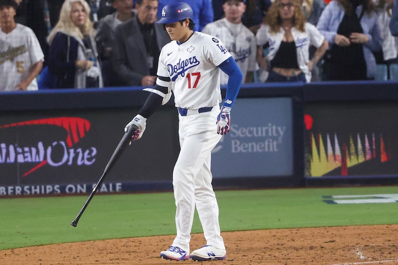 大谷翔平がワールドシリーズ97年ぶり新記録！ “勝負を避けるべき打者”の証、MLB伝説打者を超えた６打席連続四球