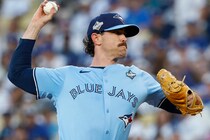「打つ隙を与えなかった」大谷翔平を完全に封じた...ブルージェイズのCY賞右腕にカナダ地元記者が賛辞「絶好調のショウヘイと３度対戦し、うち２打席で三振に」