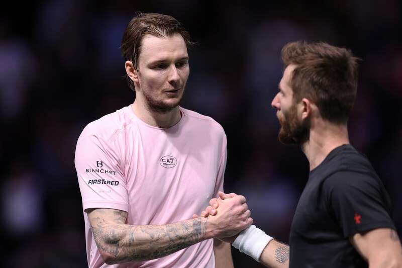 パリで舌戦再び！「家に送り返す」と挑発したムテをブブリクが撃破、「帰宅中」とカメラサインして意趣返し＜SMASH＞