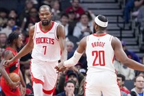 「すごく助かったよ」デュラントが先発起用でロケッツを好転させた戦友を称賛「この環境はパーフェクトだと思う」＜DUNKSHOOT＞