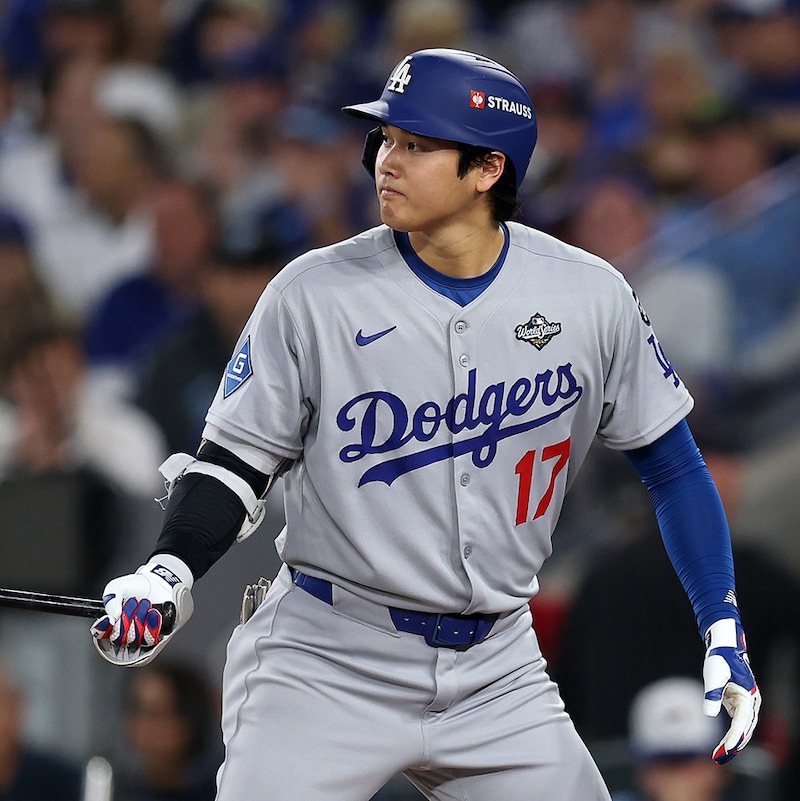 「1番・投手兼DH」で出場の大谷翔平。“運命”のWS第7戦の第1打席はCY賞3回シャーザー投手からヒット!【ブルージェイズ戦】