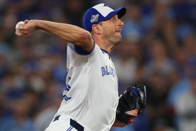 「これだけの緊張感のなかで…」大一番で先発し５回途中まで１失点！ ブルージェイズ41歳右腕をWS２度制覇の日本人が称賛！