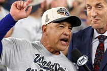 先発・大谷翔平を３回まで続投させ３ラン被弾も...その後は采配ピタリ！ 世界一に導いたドジャース指揮官“３つの判断”を米記者が称賛「完璧だ」