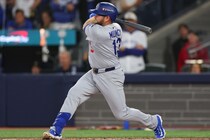 「一歩近づけた」反撃の狼煙を上げるソロホームラン！ マンシーが語る２連覇達成ドジャースの特長「本当に素晴らしい仲間たちだ」