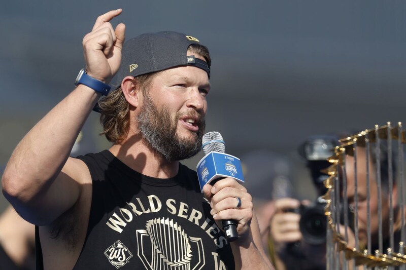 「今日は泣かないように努力する」も、引退カーショウが感極まり涙声で...18年間に感謝と誇り「決して消えることはない」