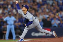 「野球で泣いてもいい！」山本由伸“涙の瞬間”をドジャース公式カメラマンが公開！“アメージング”な第７戦の振り返りムービーも