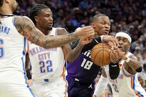 「彼は何も変わっていない」。サンダーの若手が“偉大な先輩”ウエストブルックに敬意「永遠に記憶に残る選手になる」＜DUNKSHOOT＞