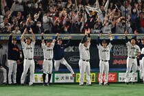 「いいねえ 最高」打者11人で一挙６点を奪取！ 日本の打線爆発にファン歓喜「打ち出したら止まらんなー」「強すぎない？」【侍ジャパン】