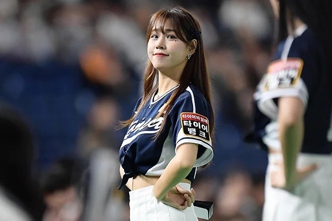 侍ジャパン中継、韓国チアが「バチくそ可愛い」とSNS騒然「ビジュアルレベル高すぎんか」