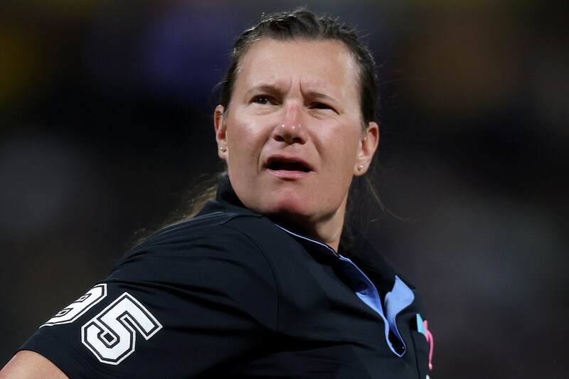 「あまりに理不尽な誤審」“疑惑の判定連発”の日韓戦、韓国メディアが球審に強い不信感「この試合の大きな荒れ要因は...」【侍ジャパン】