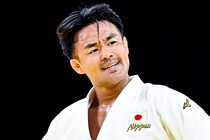 「いたの？」柔道引退の橋本壮市、“韓国人気アスリート”と東京ドームで日韓戦を満喫！「イチャイチャすなよ」「素晴らしい友情」