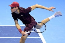 「サービスで多くの変化を加えた」シナーのツアー最終戦優勝のカギをコーチが明かす＜SMASH＞