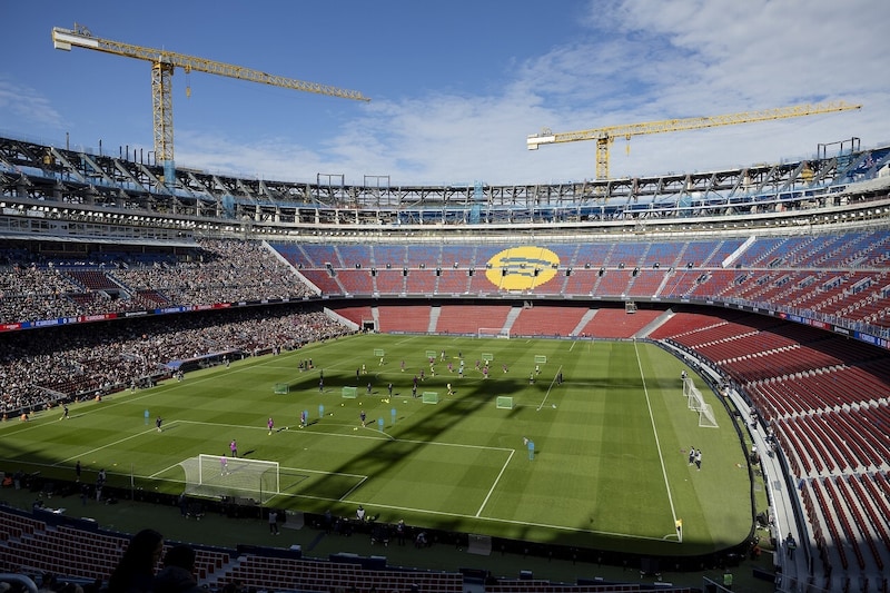 バルサが改装中のカンプ・ノウで2023年以来のホームゲームを開催！ チケットは最低でも４万円弱と高騰…一方で宿敵マドリーは新「ベルナベウ」でNFL開催