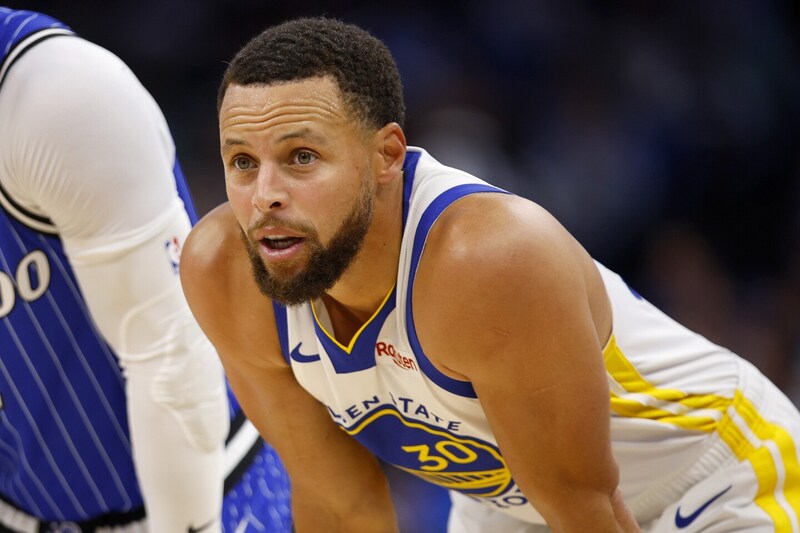 “スニーカーFA”のカリーがレジェンドたちのモデル着用で話題。ウェイドは「愛情を示してくれてありがとう！」と感謝＜DUNKSHOOT＞