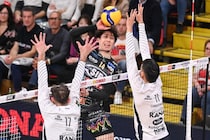 【現地取材】ヴェローナに敗れたペルージャ石川祐希が自省、次節の昨季王者との一戦は「またレベルの高い試合になると思う。こういう試合を勝っていくために日々練習している」