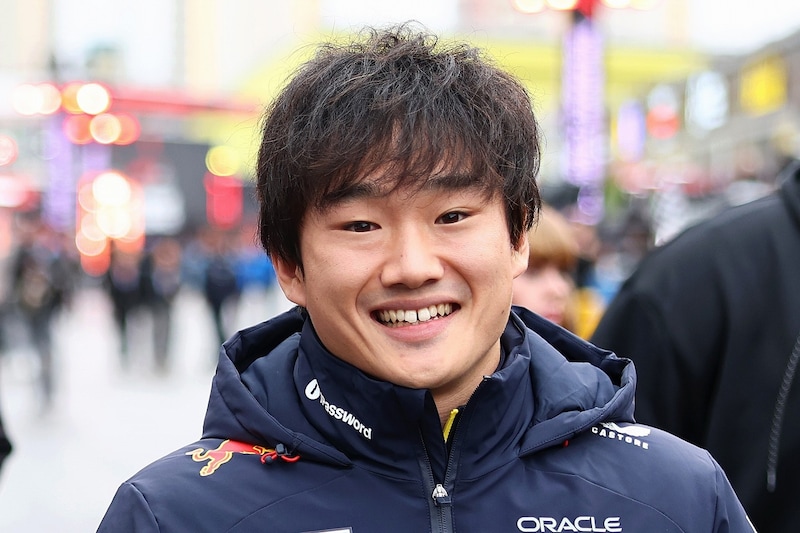 角田裕毅、最後尾から14位で入賞ならず...相棒フェルスタッペンは今季６勝目で逆転５連覇へ望みつなぐ【F1ラスベガスGP】