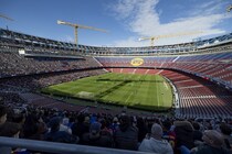 バルサ、ついに“我が家”へ帰還！ カンプ・ノウが２年半ぶりに再開　ファンの涙、選手の躍動、そしてラポルタ会長が築き上げたレガシー