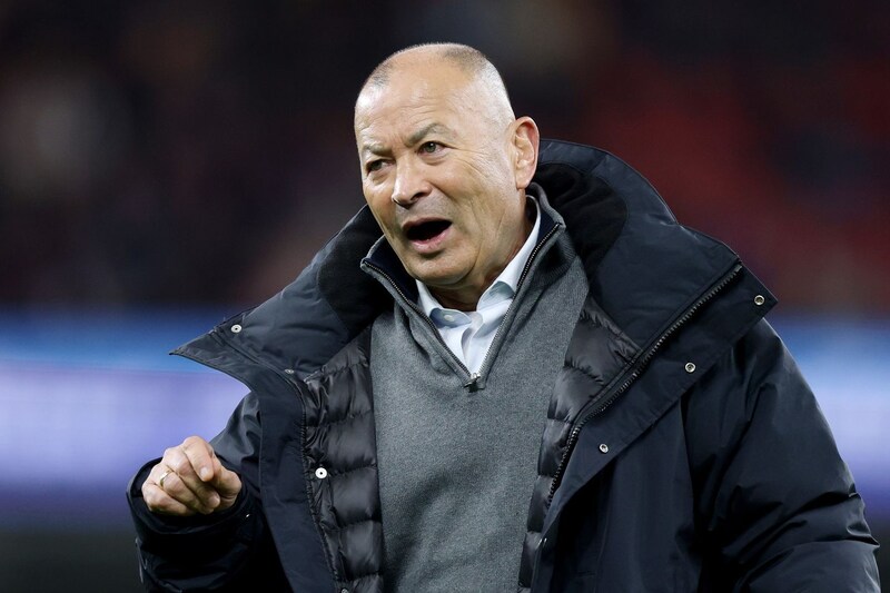 エディーHCが帰国会見で苛立ち!?  “選手選考”を巡る痛烈反論のワケ「批判されるのはどうかと思う」【ラグビー日本代表】