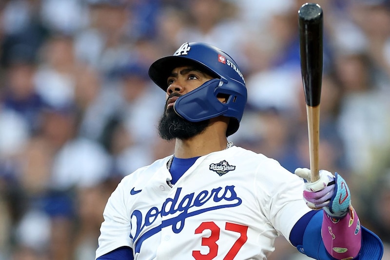 長打力より守備を優先か？ T・ヘルナンデスにトレード話が浮上　OAAマイナス９、36人中33位で動く外野再編