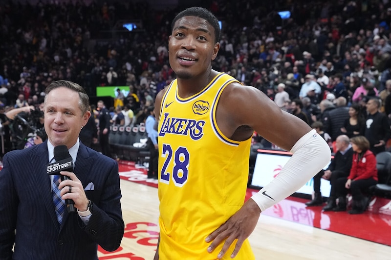 「彼のシュートは必ず入ると確信している」劇的ブザービーターを決めた八村塁を、レイカーズ指揮官が称賛<DUNKSHOOT>