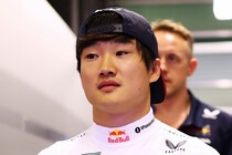 角田裕毅、降格前ラストGPで10番グリッド！　P15→P10とギリギリ突破で７戦ぶりQ3進出　ポールはフェルスタッペン！【F1アブダビGP／予選】