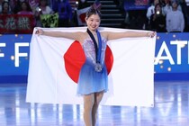 17歳・中井亜美、初出場GPファイナル銀メダル　“憧れの人”の前で大技トリプルアクセル成功、ミラノ五輪に前進「近づきすぎなくらいに…」