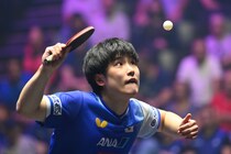 「あんな状態からよく立て直したわ」中国が圧巻Vも…完全アウェーでの張本智和の善戦にファン胸熱「なんか泣きそうになった」【卓球混合団体W杯】