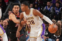 【NBA】八村塁が豪快アリウープ＆３本の３ポイント沈め17得点と躍動！レイカーズはシクサーズとの手に汗握る激戦を制す＜DUNKSHOOT＞