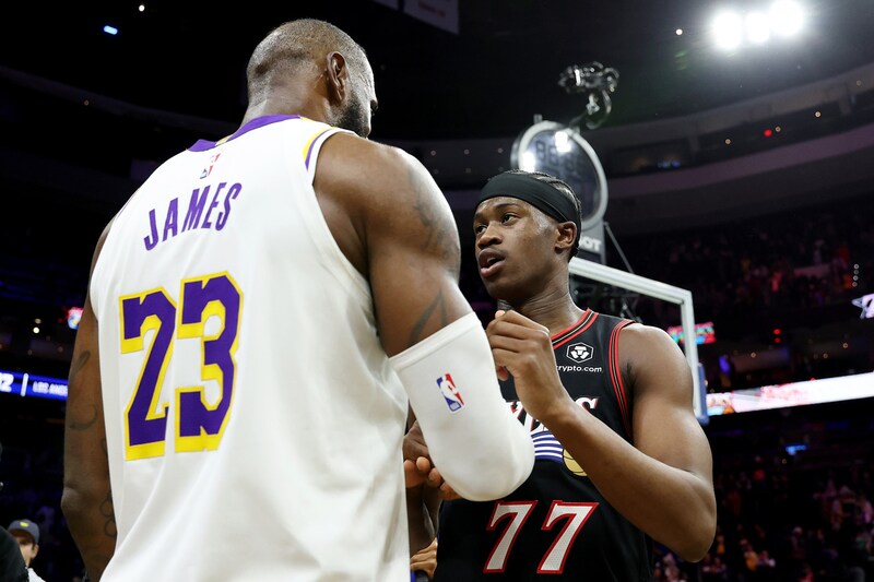 「彼がいたからバスケットボールを始めた」新人エッジコムが"憧れ”レブロンを語る「間違いなく史上最高の選手」<DUNKSHOOT>