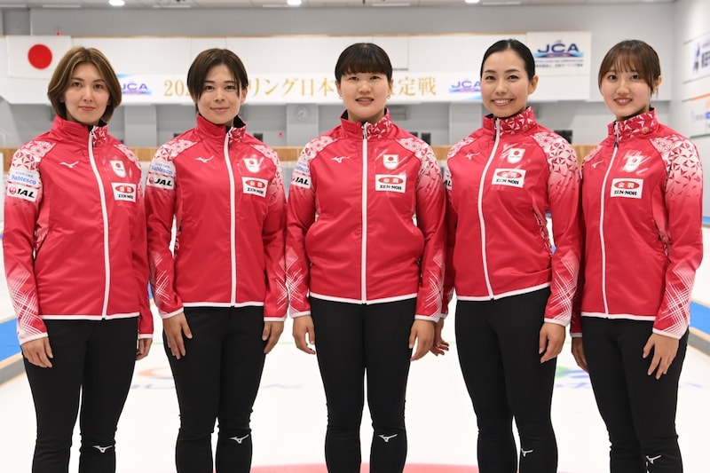 「なんて試合だ!」カーリング日本女子、難敵撃破しミラノ五輪出場決定!! カナダCBC記者が感動レポ「日本の勝利を祝う光景が広がっている」
