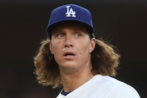 右腕グラスノーに複数球団が興味！ ドジャースは「放出に否定的ではない」と米記者報道「スクーバル獲得のトレード要員となる可能性も」