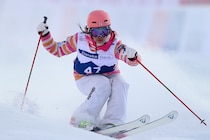 女子モーグル元日本代表「あとから見返してビックリ!!」最新姿に衝撃「 日焼けしてきたツケと老化が止まりません笑」