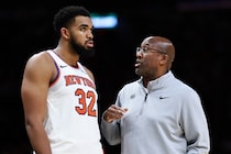 NBAカップ決勝進出、直近10戦で９勝と好調のニックス。タウンズは新指揮官ブラウンを称賛「コーチと選手が良好な関係を築けている証」＜DUNKSHOOT＞