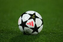 サッカー界に革命をもたらした「ボスマン判決」から30年――革新的な変化とともに今なお存在する「継続的な争い」を英紙が検証